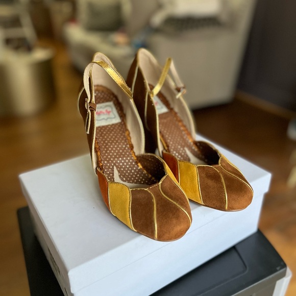 Bettie Page by Ellie Retro Colorblock Mary Jane Heels - Picture 2 of 6